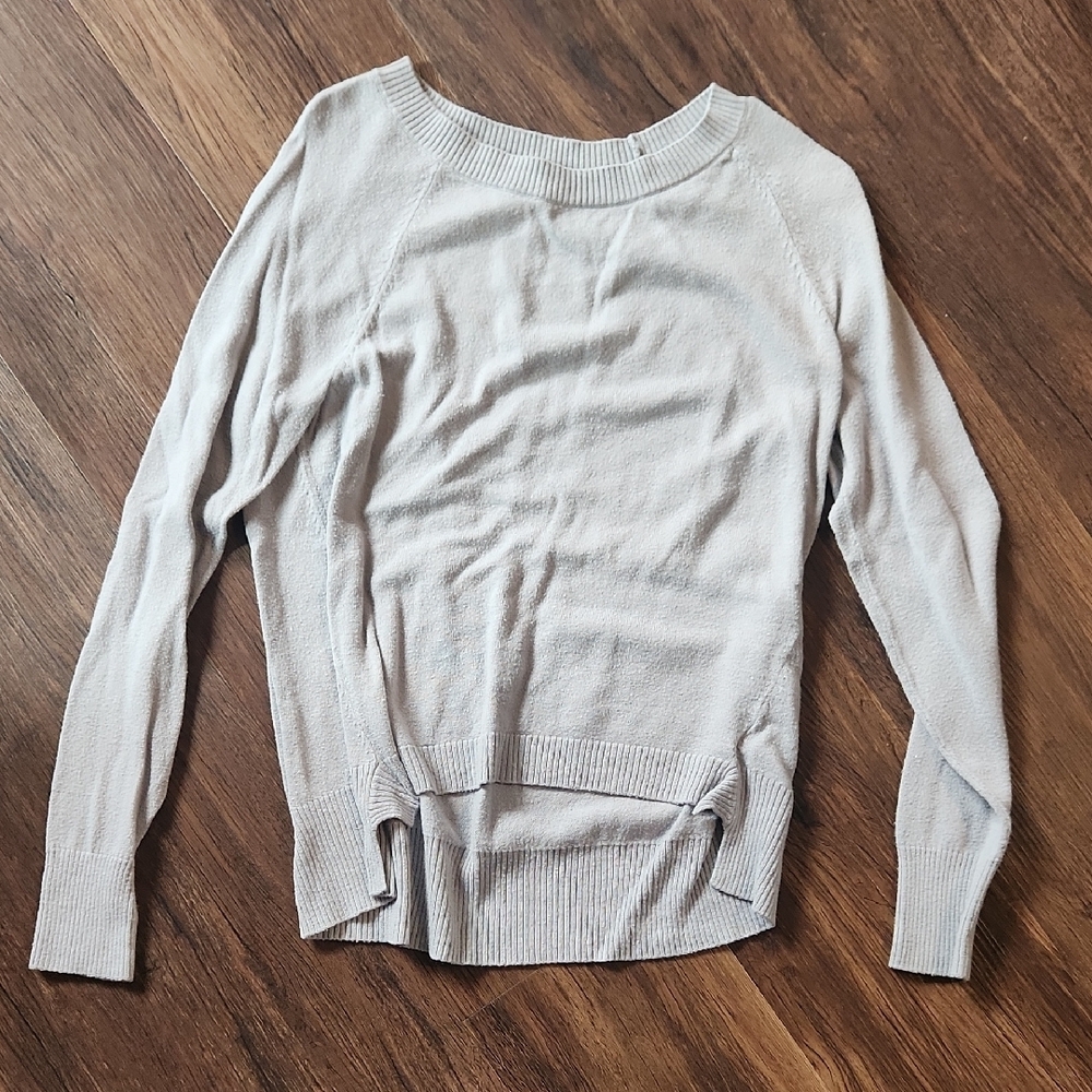 Women's Gray Sweater